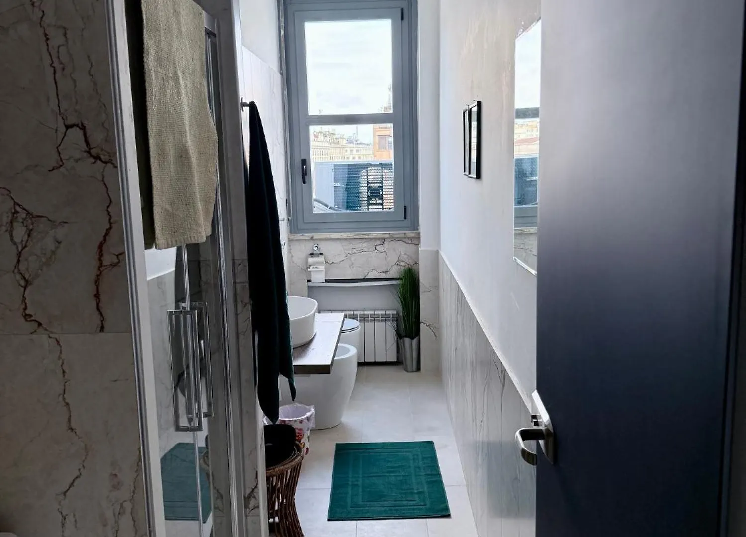 Wonderful Apt In The Heart Of מילאנו דירה